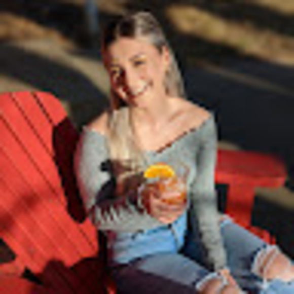 Meet your Posher, Maddie - Picture 1 of 1